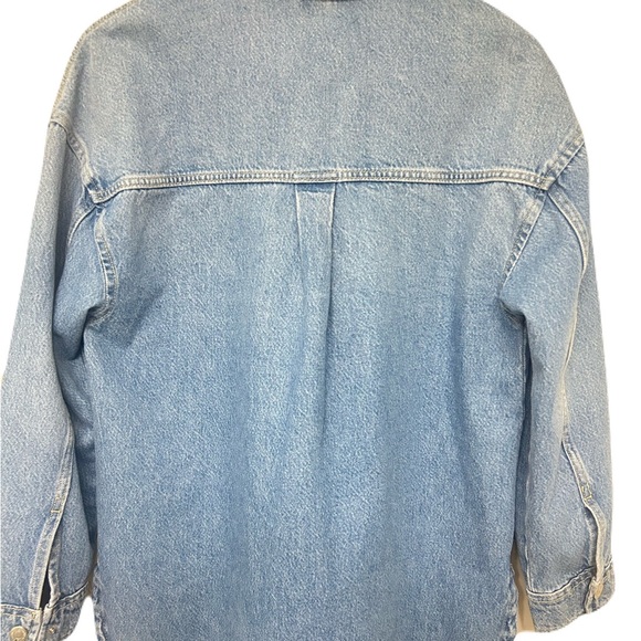STRADIVARIUS Oversized Jean Jacket Overshirt Denim Button Down XS - Picture 9 of 9